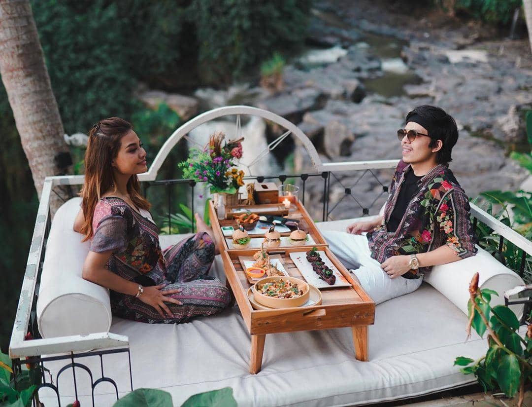 Instagram.com/attahalilintar