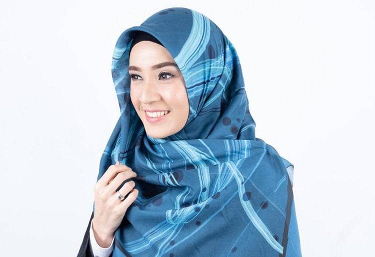 Instagram/dhiniaminarti