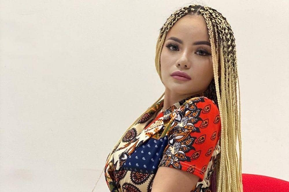 instagram.com/dinar_candy