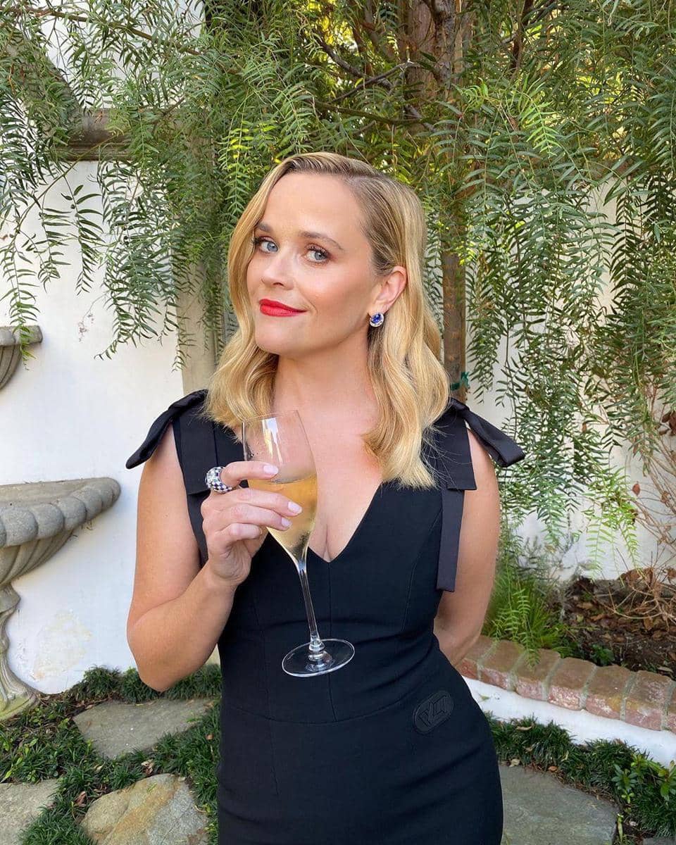 Instagram.com/@reesewitherspoon