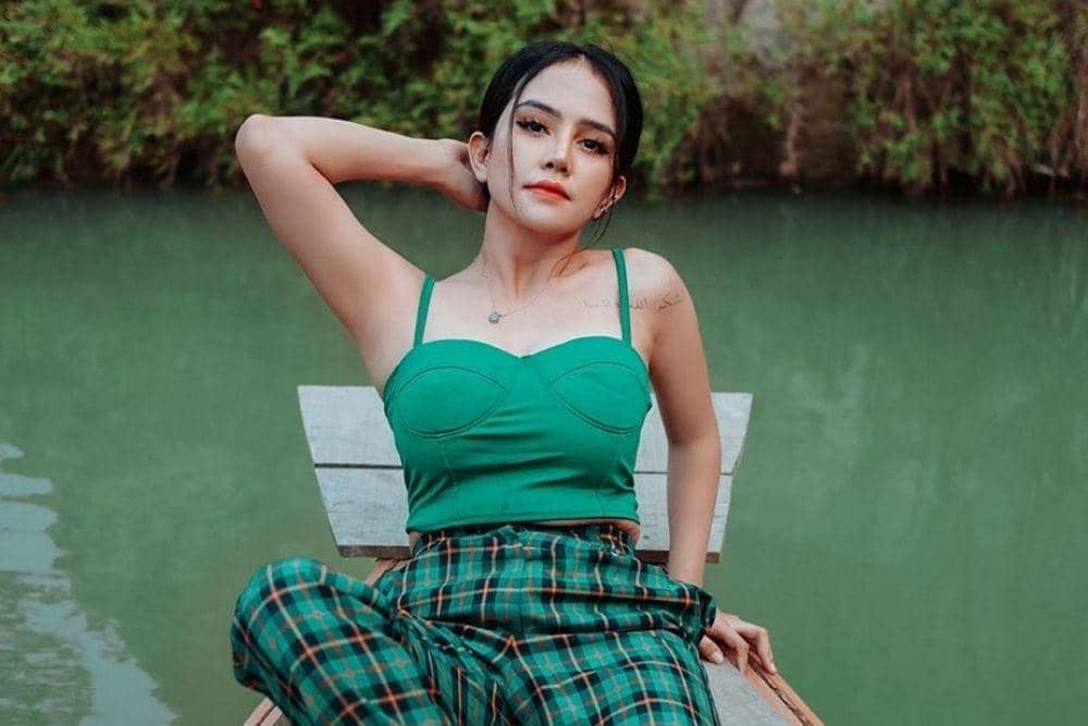 instagram.com/dj.joana