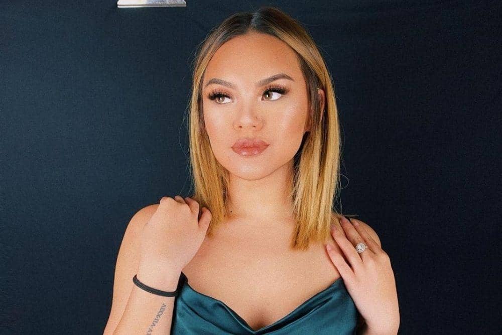 instagram.com/shafaharris