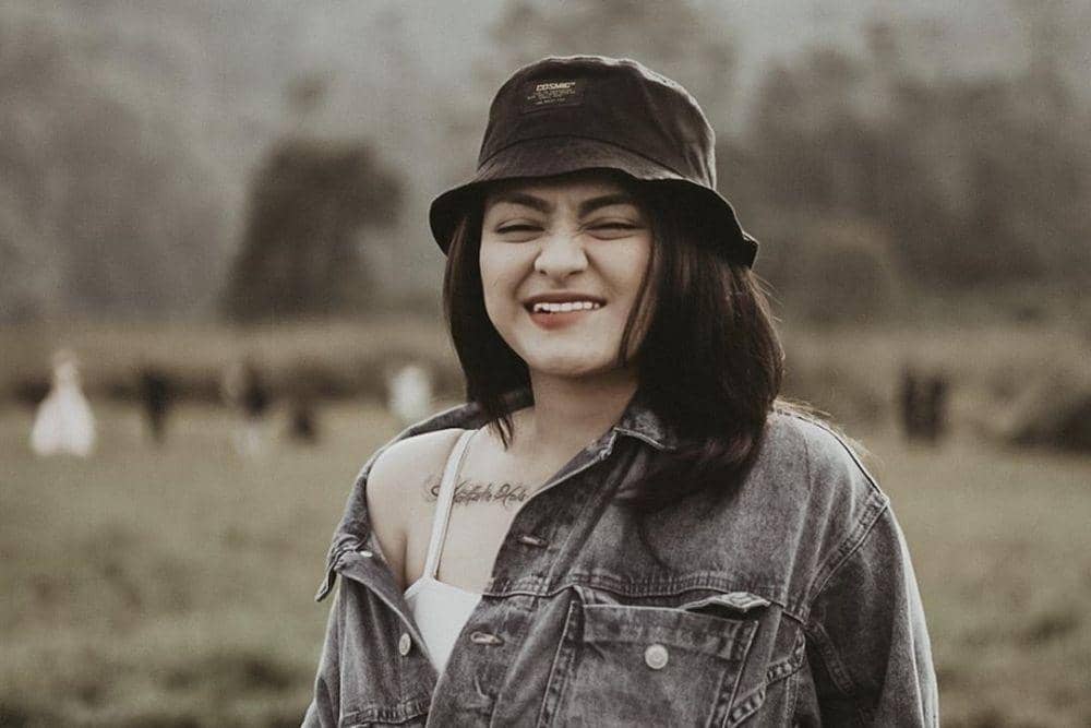 instagram.com/nathalieholscher