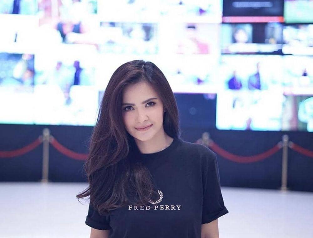 Instagram.com/cuttaryofficial