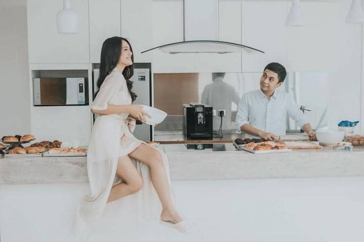 Instagram.com/anissaaziza