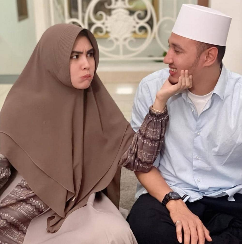 Instagram.com/kartikaputriworld