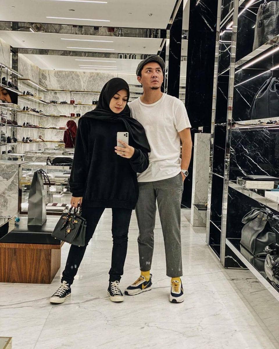 Instagram.com/omeshomesh