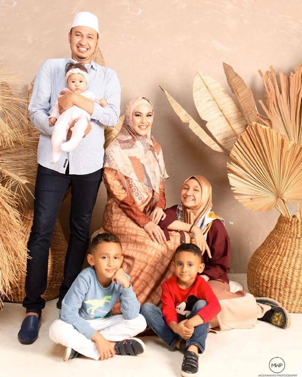 Instagram.com/kartikaputriworld