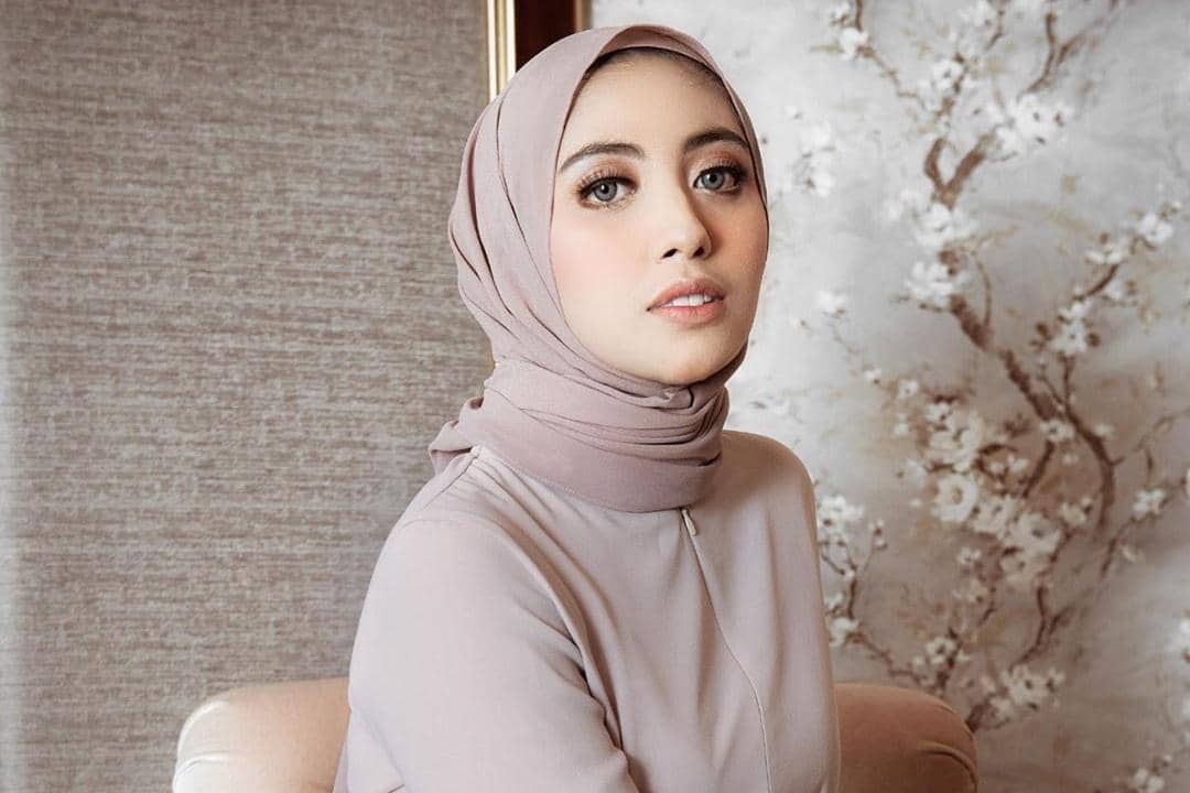 Instagram.com/vickyalaydrus