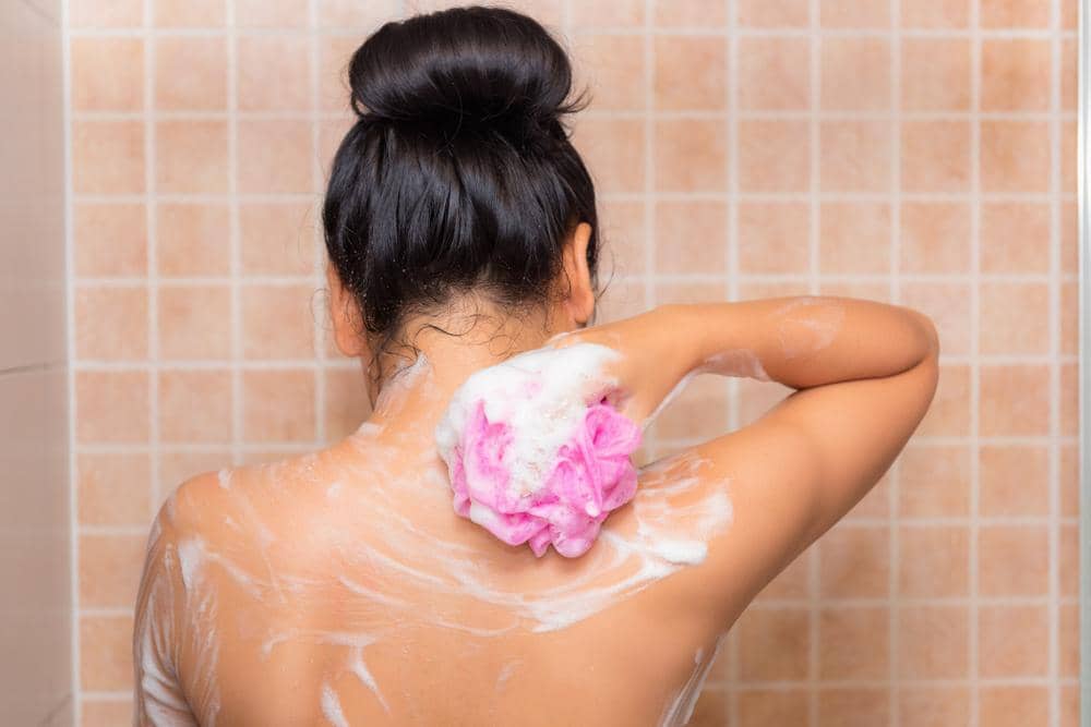 Shutterstock/Maha Heang 245789