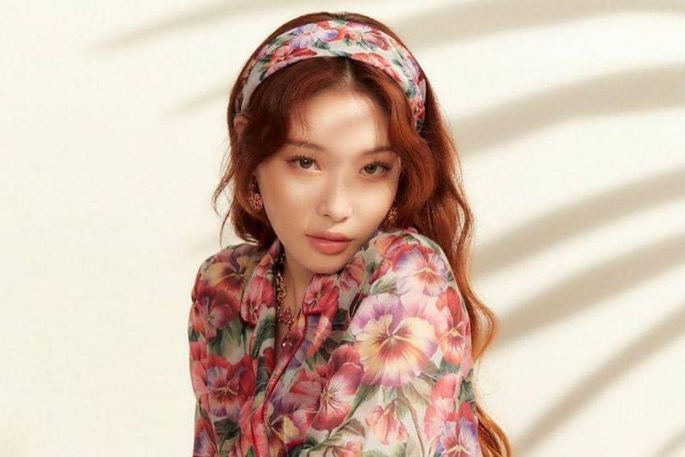 instagram.com/chungha_official