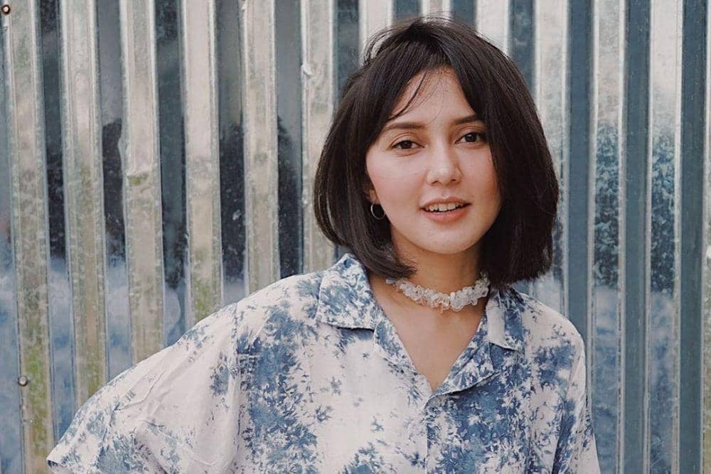 instagram.com/rara.nawangsih