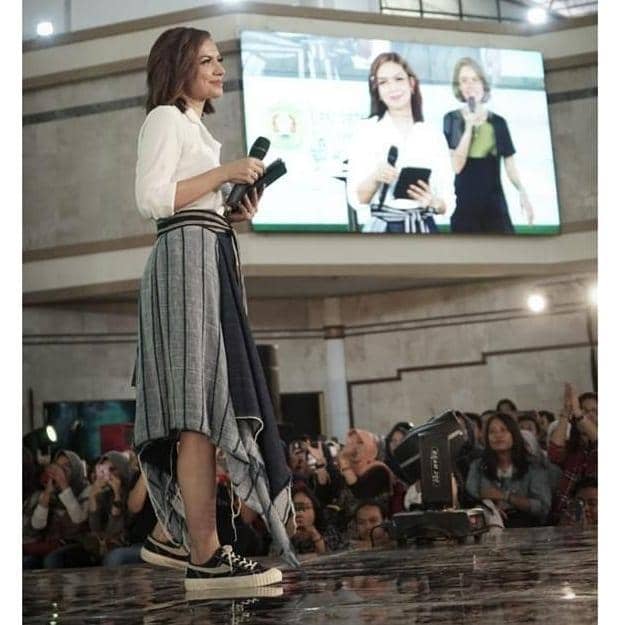 Instagram.com/najwashihab