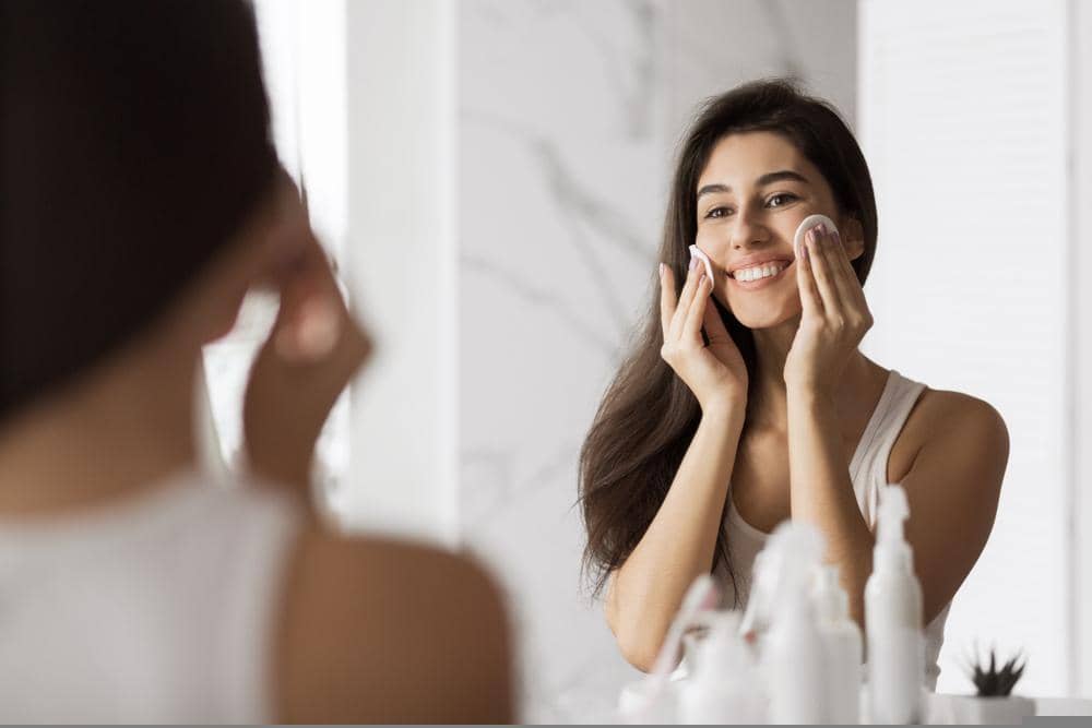 Shutterstock/Prostock-studio