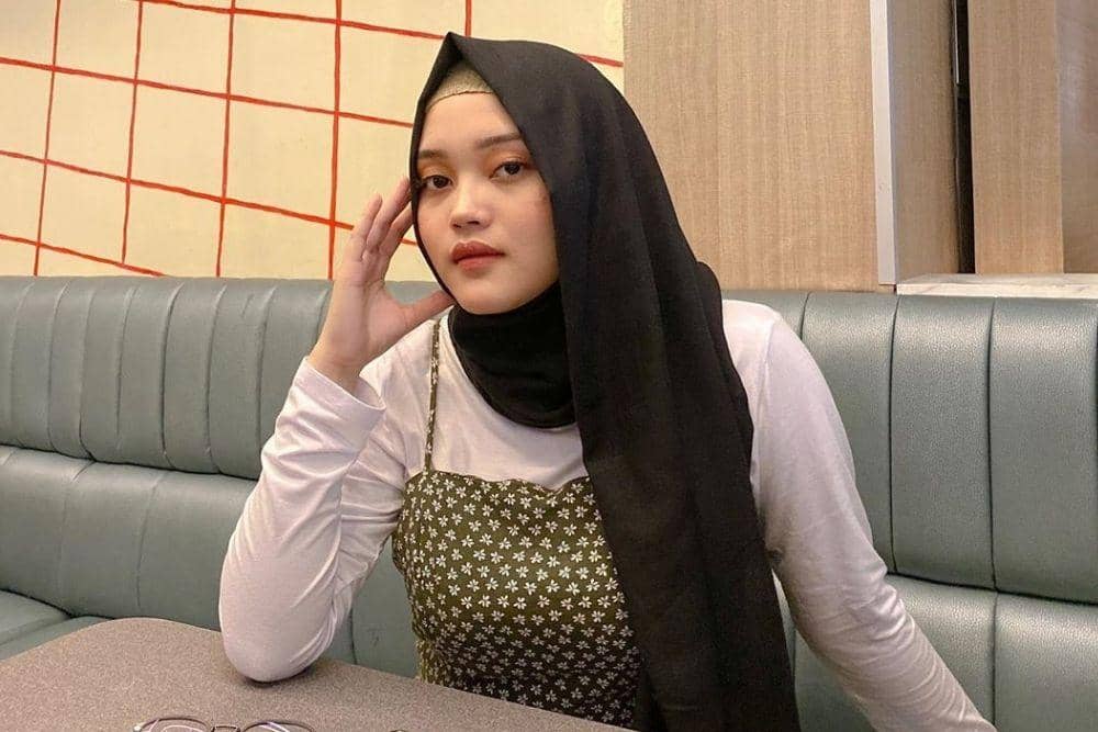 instagram.com/putridelinaa