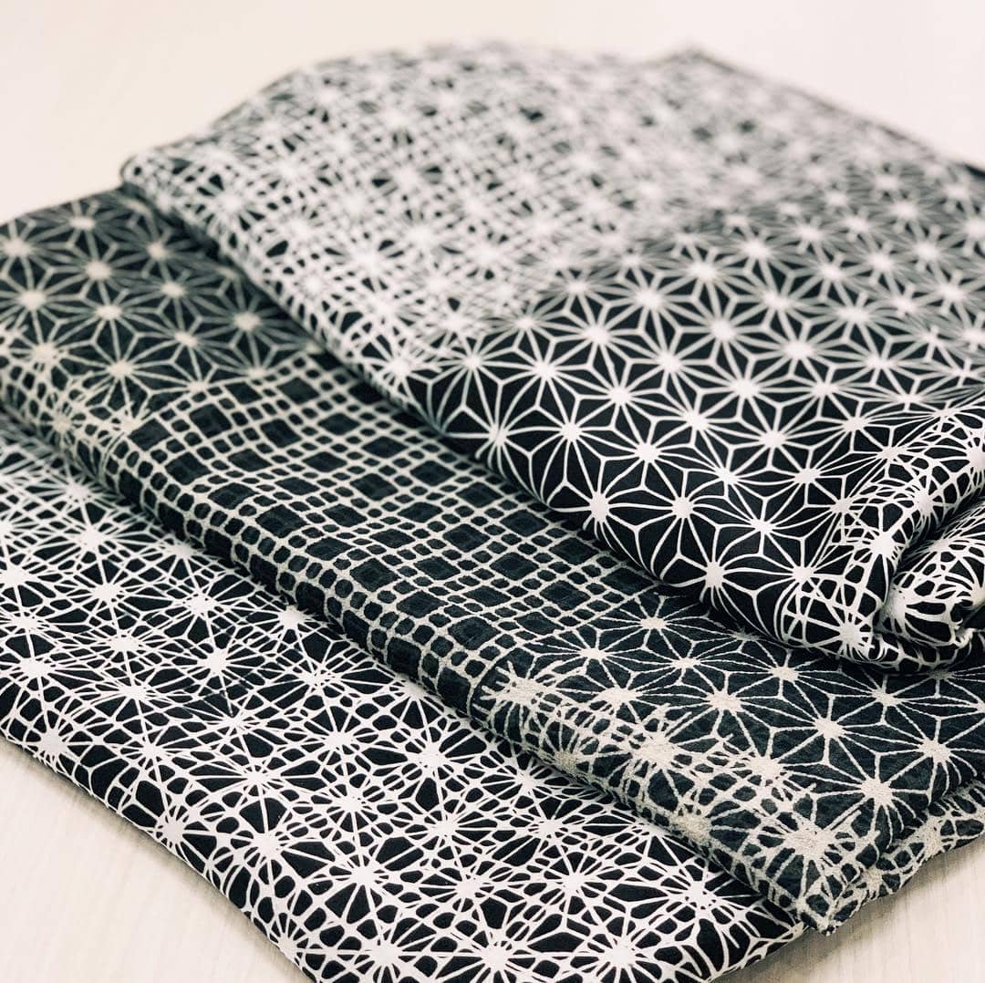 Instagram.com/populobatik