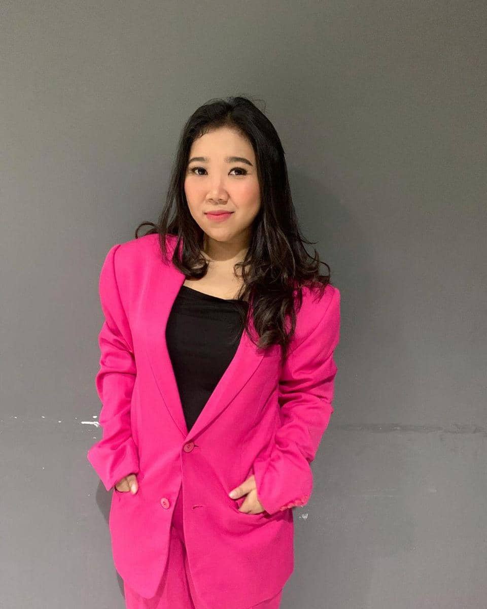 Instagram.com/kikysaputrii