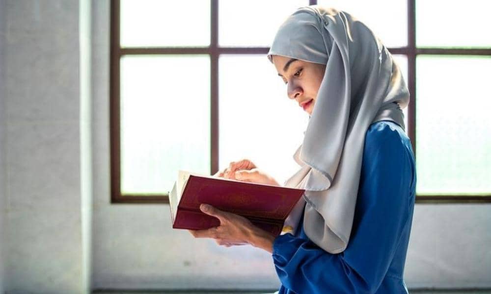 Pinterest.com/Byrawpixel