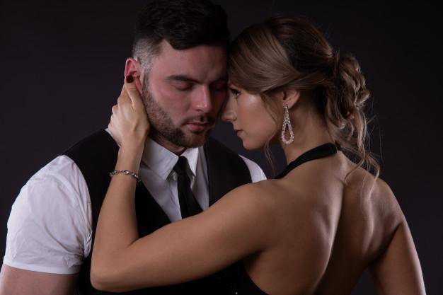 Bikin Dia 'Liar' Seketika, Ini 7 Ide Foreplay untuk Pasangan