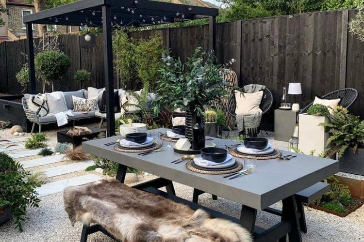 twitter.com/@INTERIORPORN1