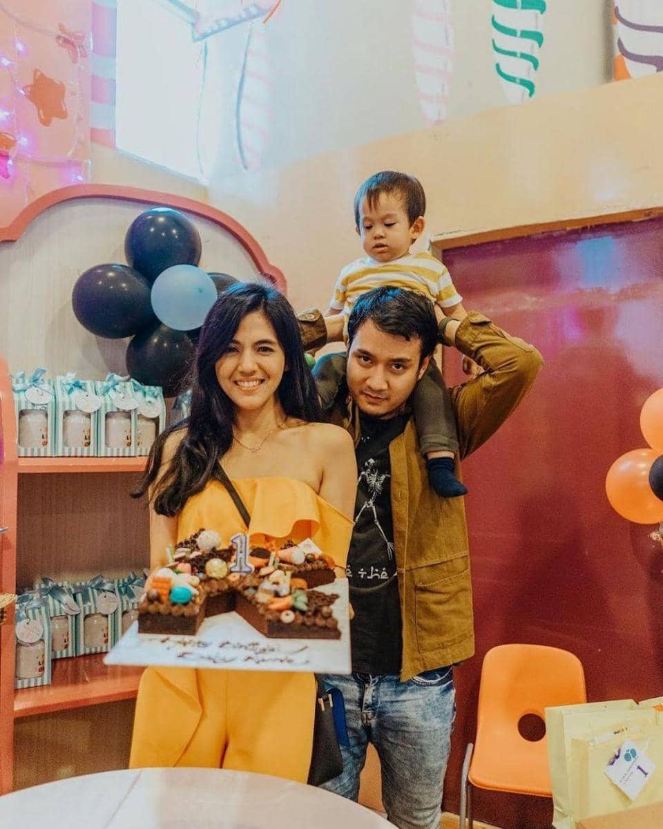 Instagram.com/putriuna