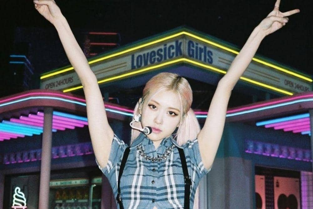 instagram.com/roses_are_rosie