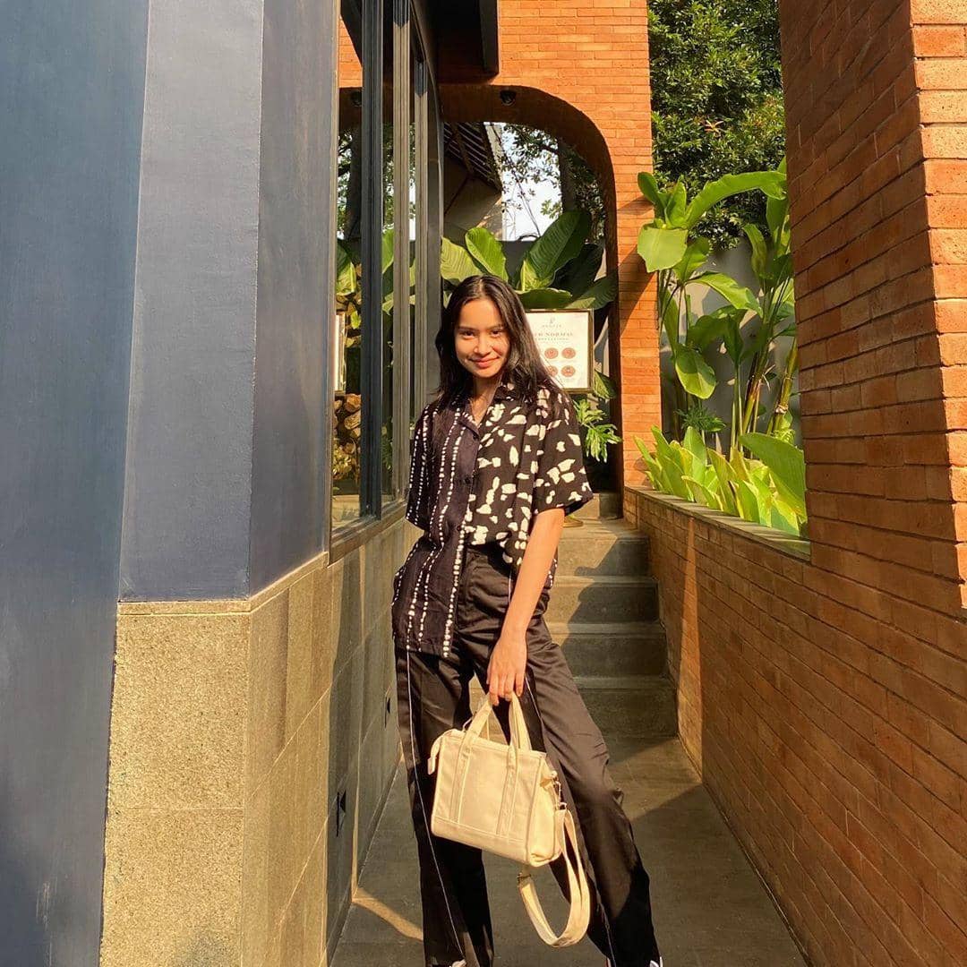 Instagram.com/satinezaneta