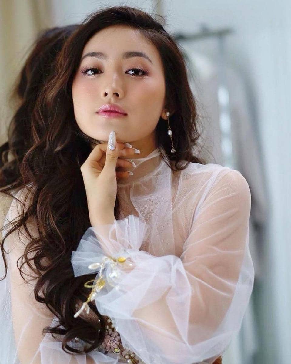 Instagram.com/natashawilona12