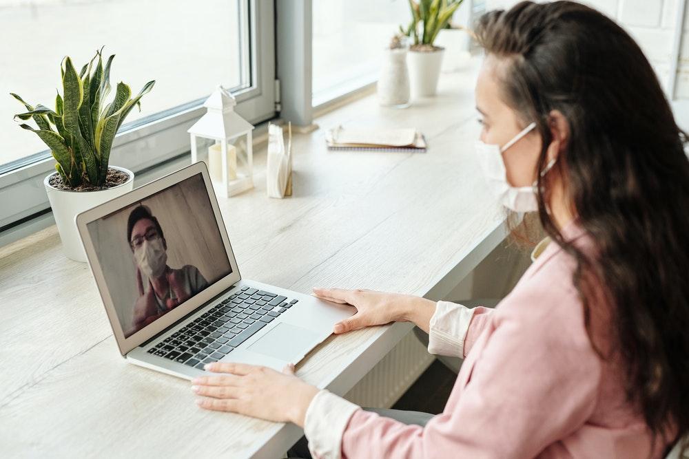 Tampil Profesional, Ini 6 Etika Meeting Online yang Perlu Kamu Ketahui