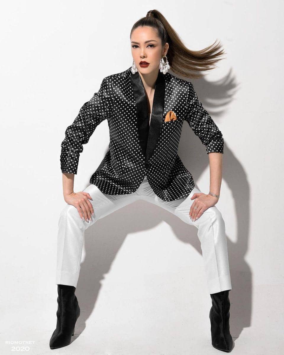 Instagram.com/cathysharon