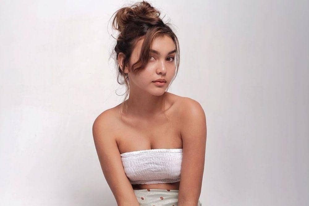 instagram.com/caitlinnorthlewis