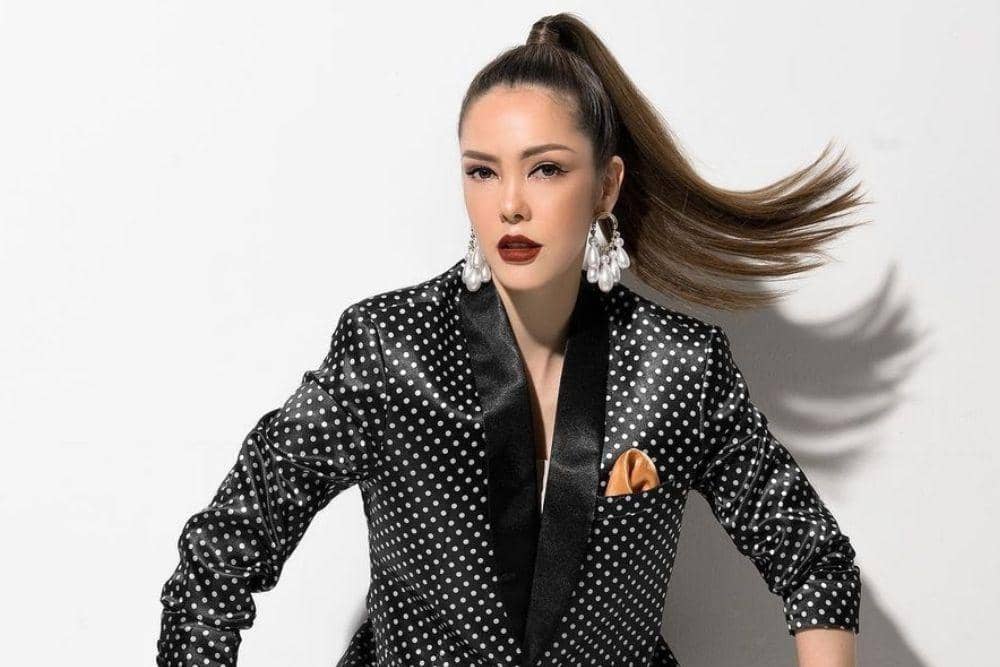 instagram.com/cathysharon