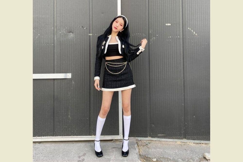 instagram.com/onedayxne