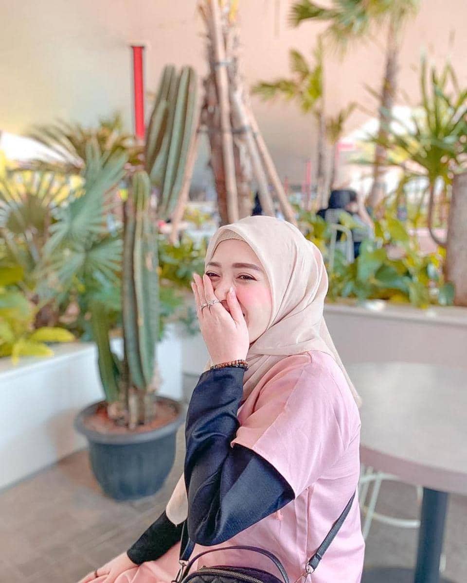 instagram.com/zahra_jasmine