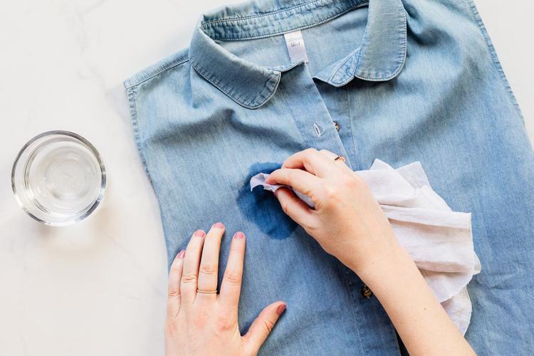 7 Cara Menghilangkan Noda Karat di Baju, Praktis dan Mudah!