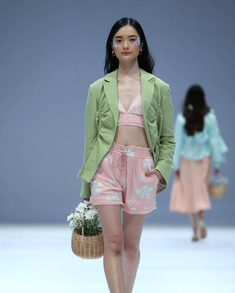 Instagram.com/@eureka.official