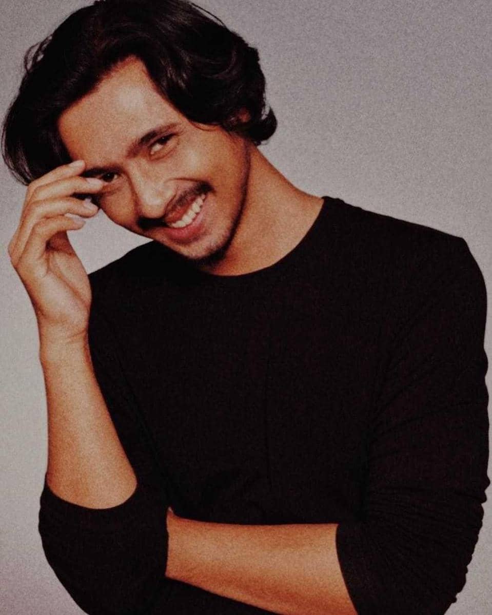 Instagram.com/arya.saloka