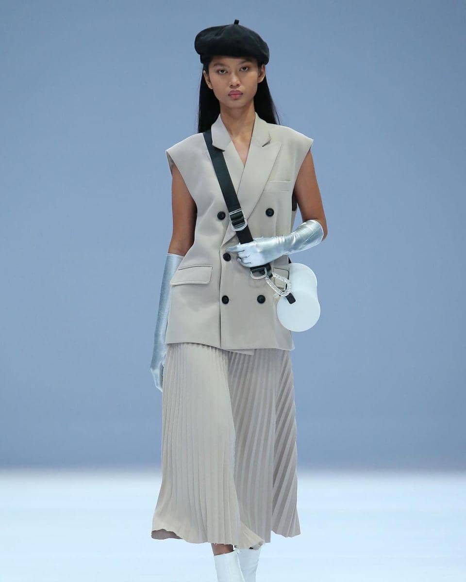 Instagram.com/@jfwofficial