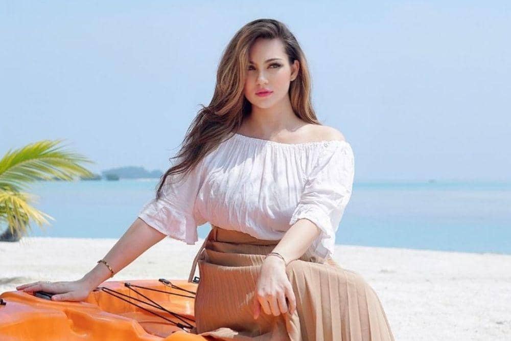 Bak Remaja di Usia 31 Tahun, Intip 7 Potret Alessia Cestaro