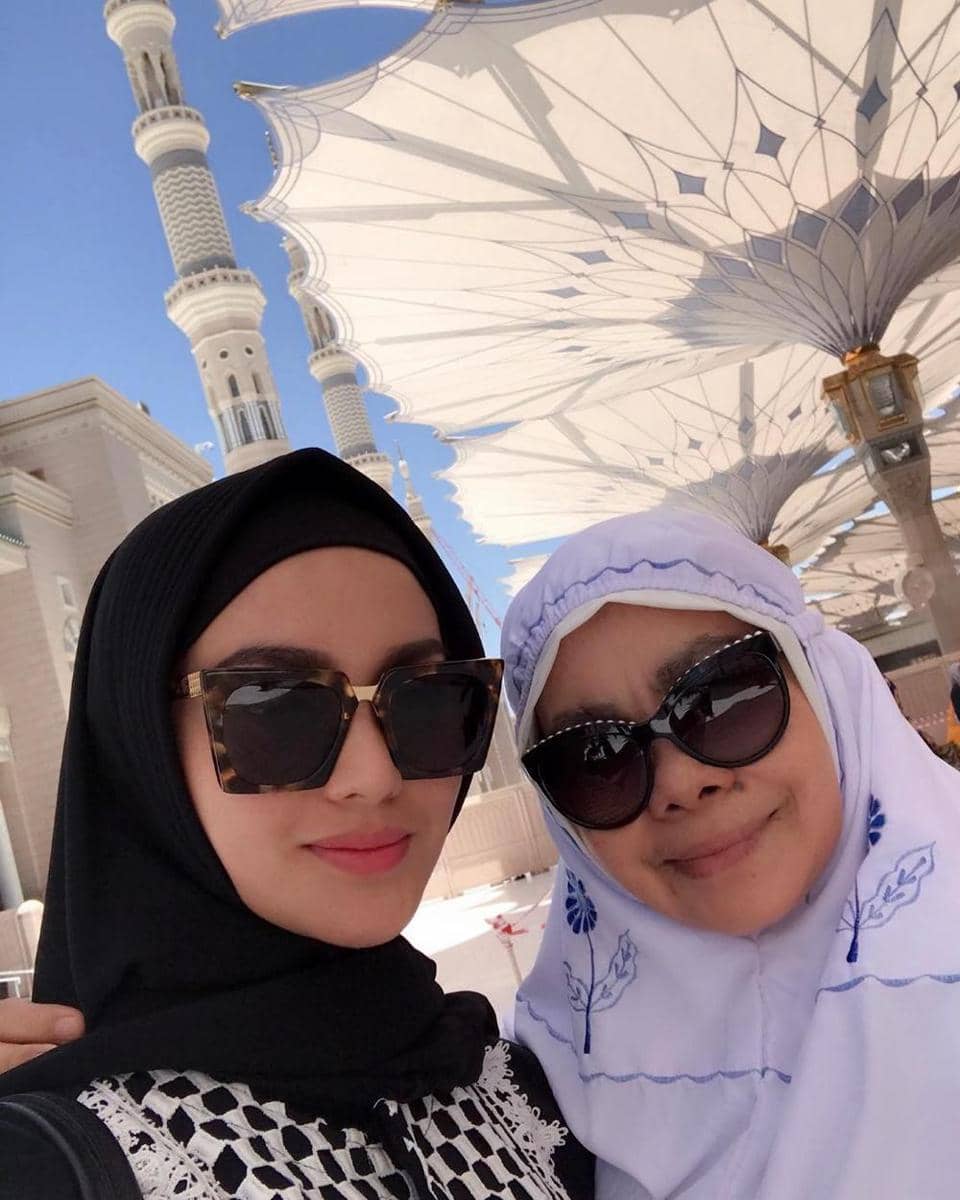 Instagram.com/ririnekawati