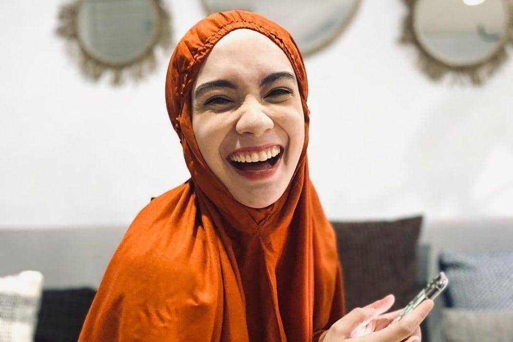 instagram.com/putriannesaloka