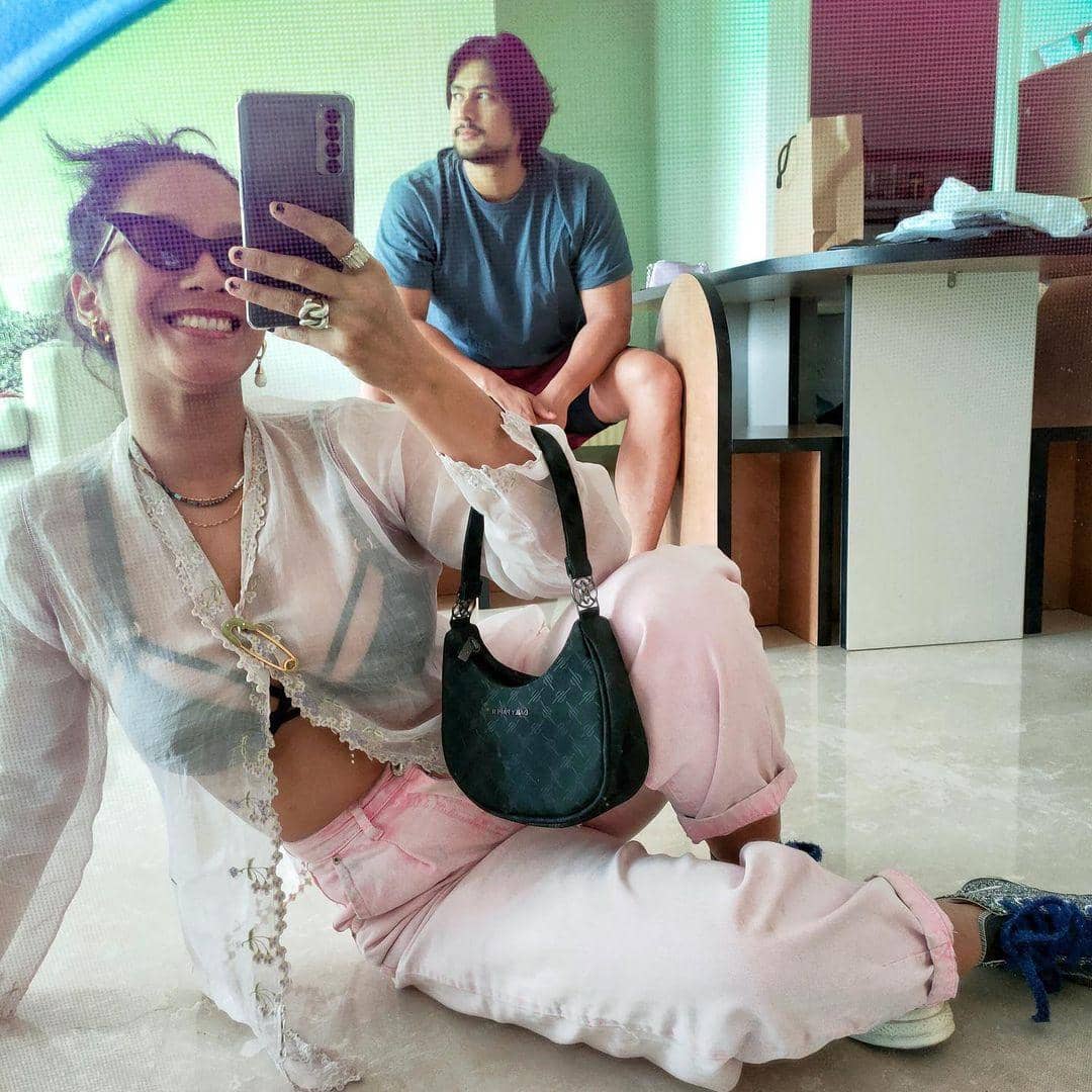 Instagram.com/tarabasro