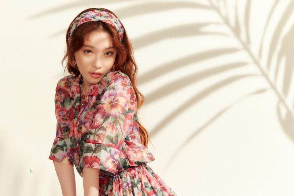 instagram.com/chungha_official