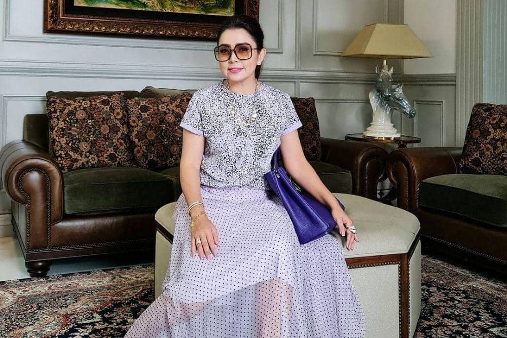 instagram.com/mayangsari_official