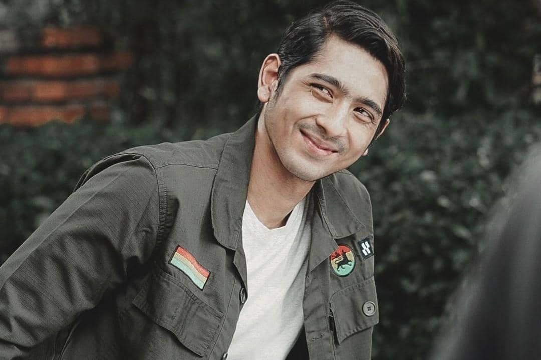 Instagram.com/arya.saloka