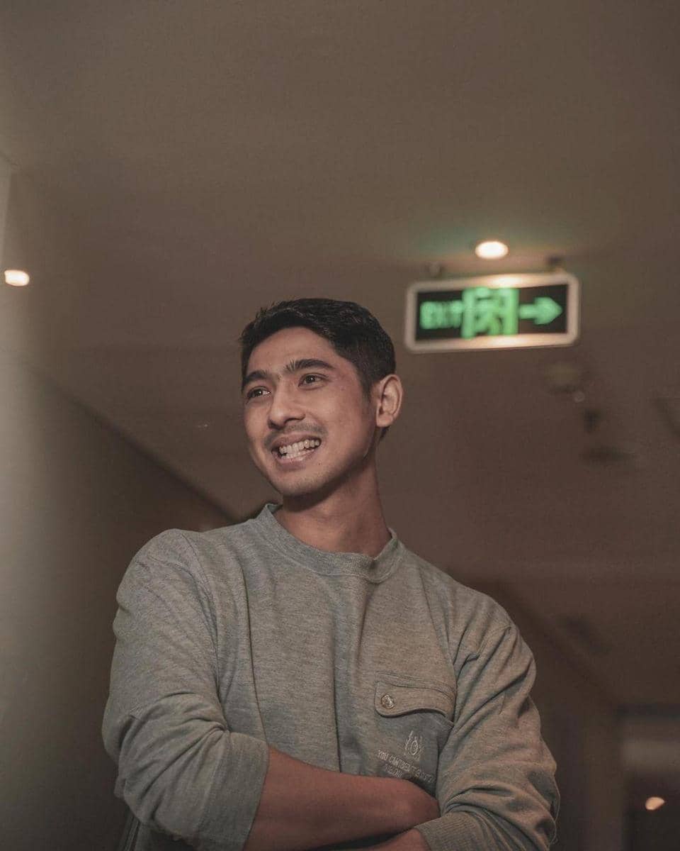 instagram.com/arya.saloka