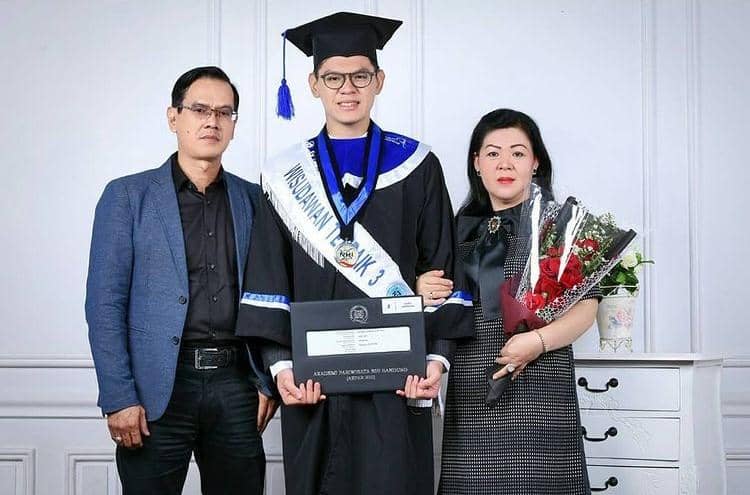 instagram.com/ jerrymci7