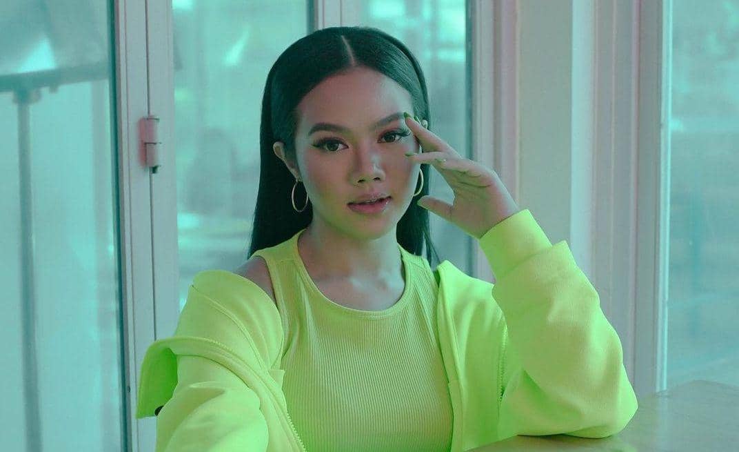 instagram.com/yurayunita/