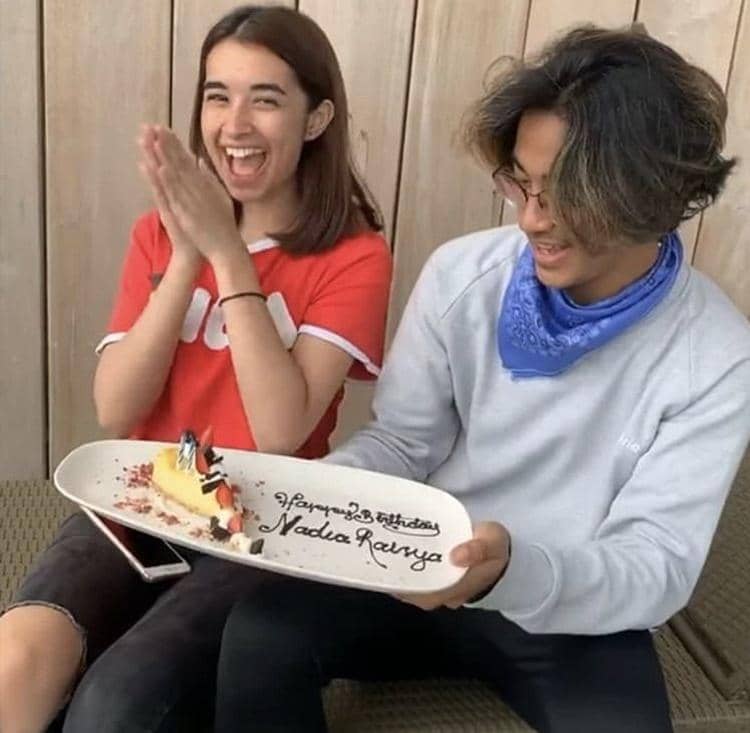 Instagram.com/nadiabistory