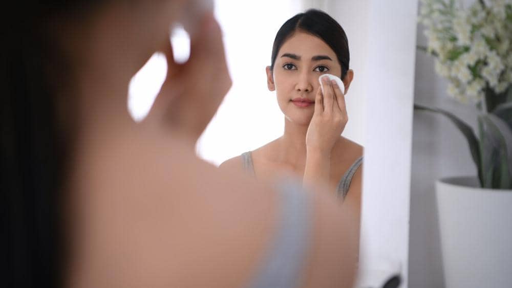 Shutterstock/sellwell